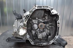 МКПП (механічна коробка перемикання передач) 5-ступка Renault Sandero 1.5dCi 2013 JR5368 452345