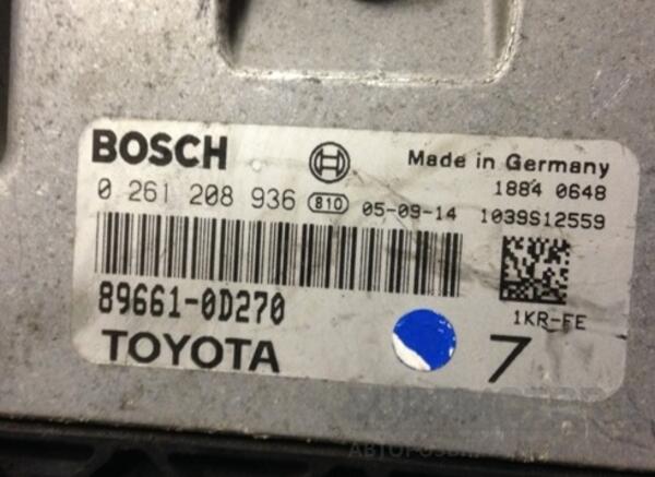 Блок управления двигателем Toyota Yaris 1.0 12V 2006-2011 0261208936 3523 - 3