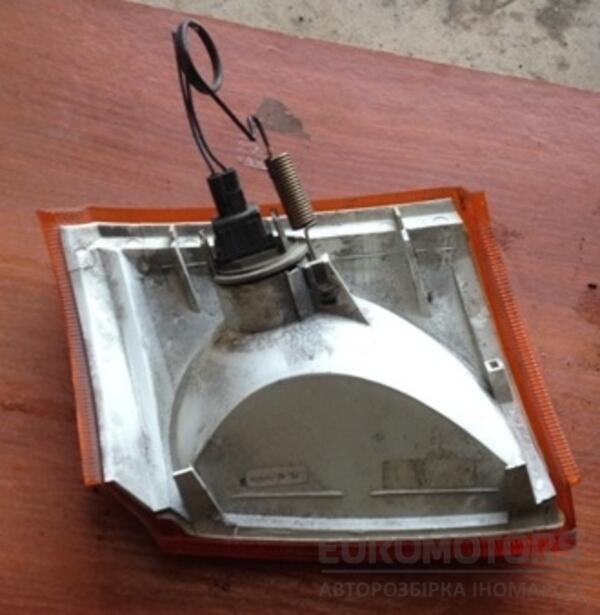 Поворотник правий 92 Ford Transit 1985-2000 95VG13368AC 3891 - 2