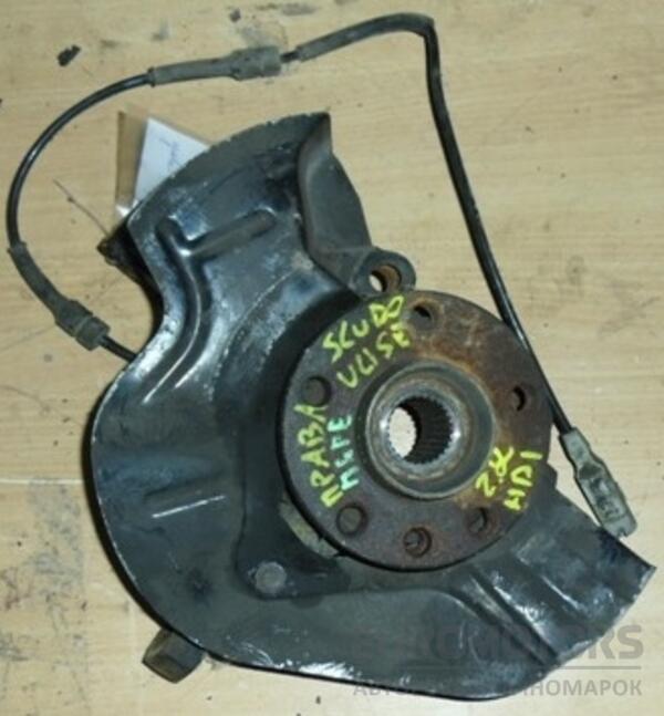 Поворотный кулак левый с ABS Fiat Ulysse 2.2JTD 2002-2011 4714 - 2