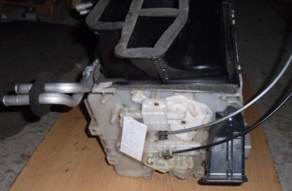 Піч / корпус печі / Випарник Toyota Rav 4 2.0 16V 4WD 2000-2005 8705042050 4906 - 4