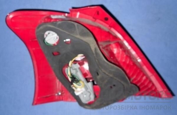 Фонарь правый хетчбэк -09 Toyota Yaris 2006-2011 7905 - 2