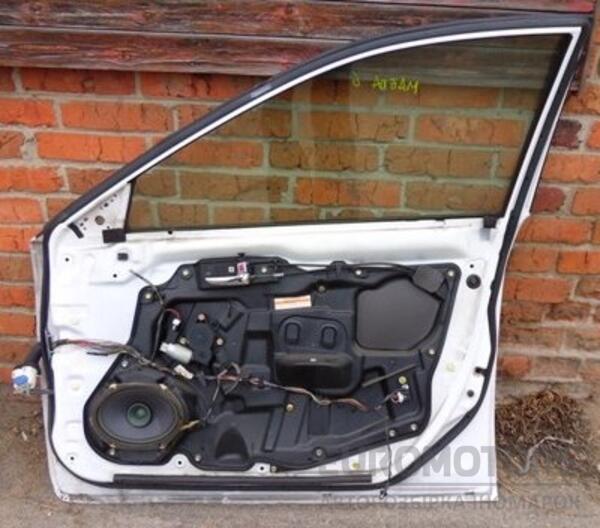 Стекло двери переднее правое Mazda 6 2002-2007 8820-04 - 2