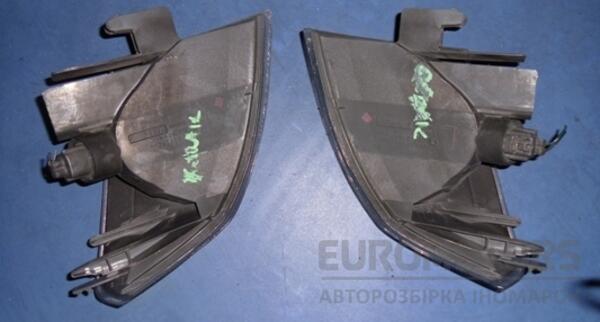 Поворотник лівий Nissan X-Trail (T30) 2001-2007 261308H700 9526 - 2