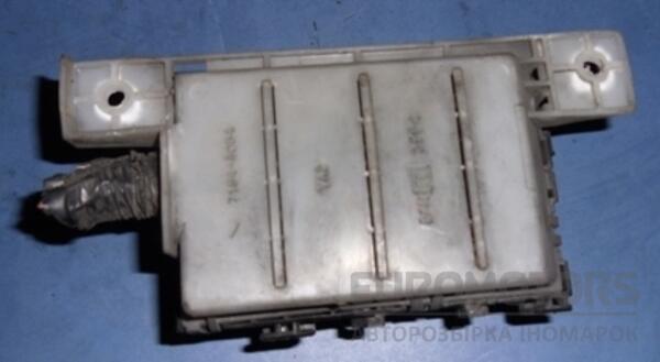 Блок запобіжників Nissan Maxima (A33) 2000-2006 10089 - 2