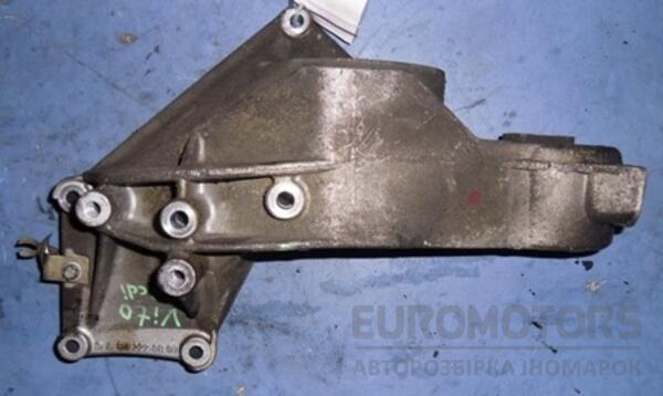 Кронштейн промвала (держатель полуось правая) Mercedes Vito 2.2cdi (W638) 1996-2003 A6112220009 14982 - 2