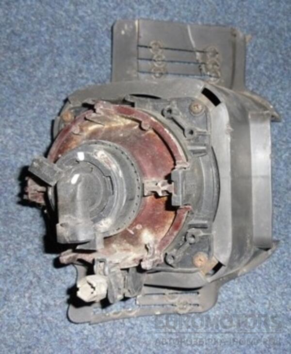 Фара противотуманная правая -06 Ford Connect 2002-2013 YS6115K201BA 12257 - 2