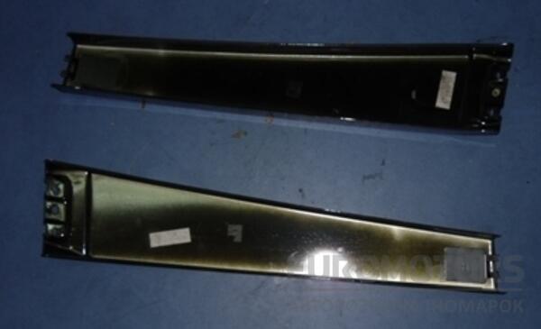 Накладка середньої стійки зовнішня ліва VW Touareg 2002-2010 7L6853317B 13542 - 2