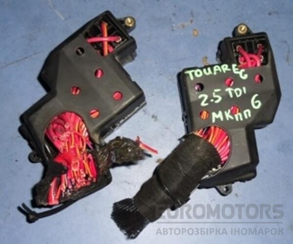 Блок запобіжників VW Touareg 2.5tdi 2002-2010 7L0941828A 13872 - 2