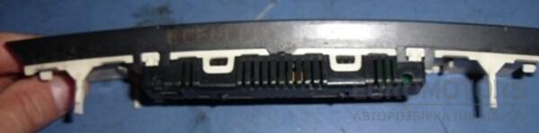 Дисплей информационный парктроники VW Touareg 2002-2010 7L6919473d 13966 - 2