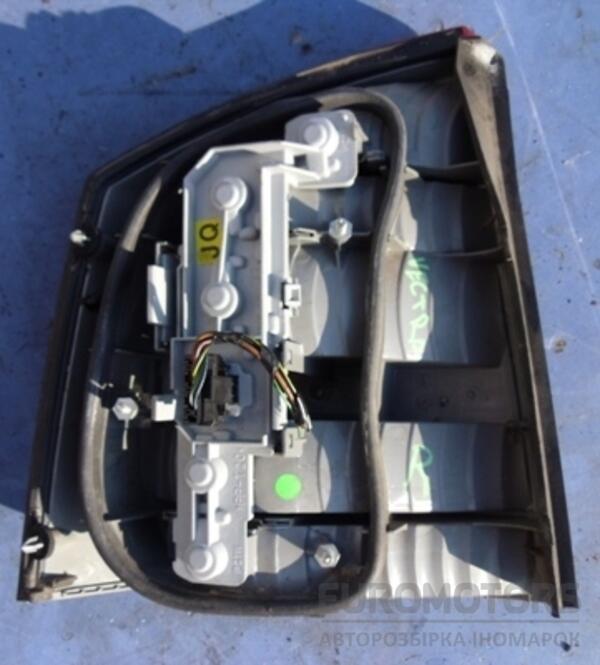 Фонарь правый седан Opel Vectra (C) 2002-2008 13130644 16088 - 2