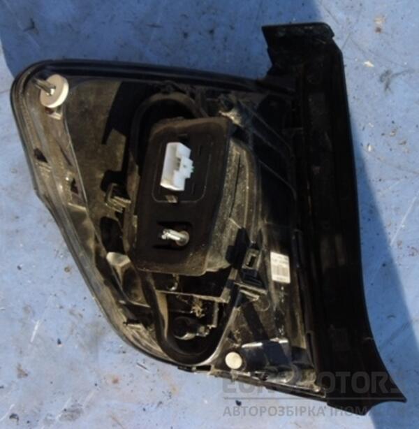Фонарь правый Citroen C3 2009-2016 9673805280 16104 - 2