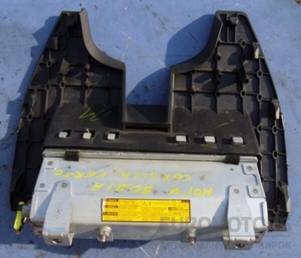 Подушка безопасности пассажир (в торпедо) Airbag для колен Toyota Corolla Verso 2004-2009 739970f010 16547 - 2