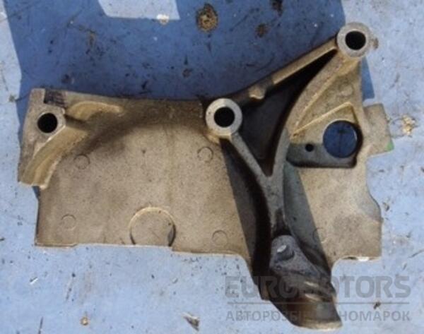 Кронштейн кріплення ТНВД Renault Kangoo 1.5dCi 1998-2008 8200101196 16647 - 2