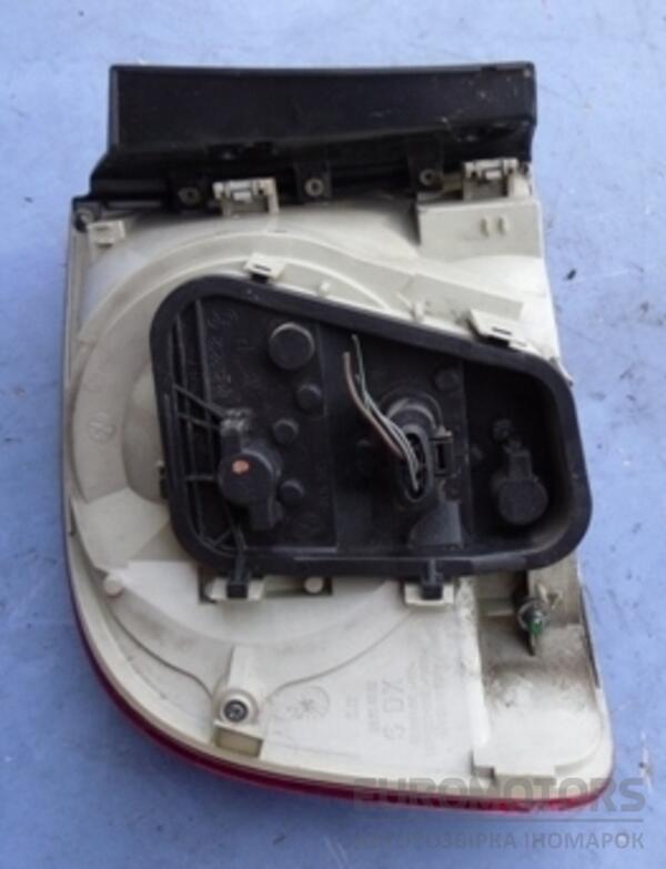 Фонарь правый -07 VW Touareg 2002-2010 7L6945096K 17211 - 2