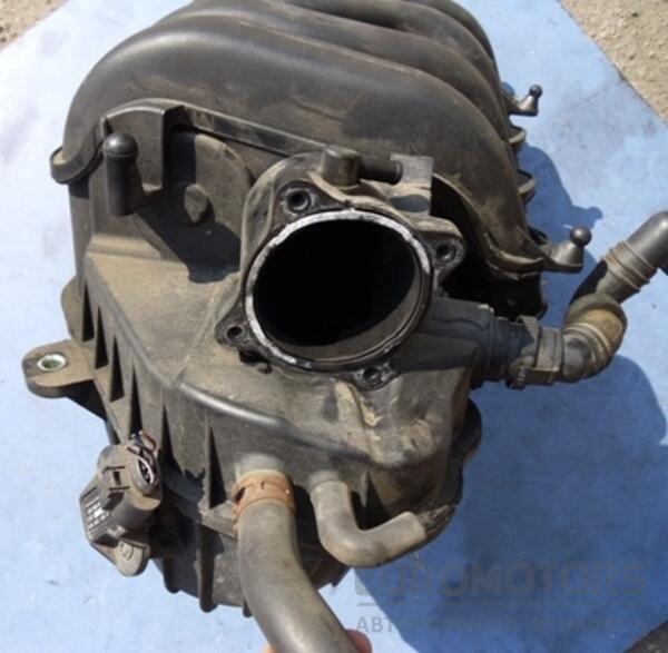 Колектор впускний верх пластик VW Passat 2.0 16V FSI (B6) 2005-2010 06F133210P 17502 - 3