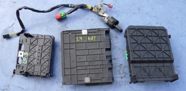 Блок управління двигуном комплект Citroen C3 1.4hdi 2002-2009 9648966680 17589 - 2