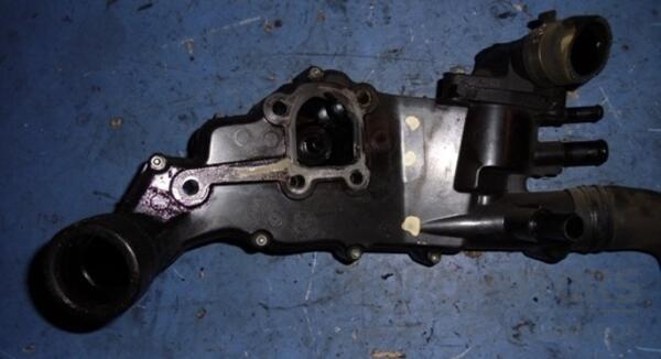 Корпус термостата Citroen Berlingo 2.0hdi 1996-2008 9643211880 19382 - 2