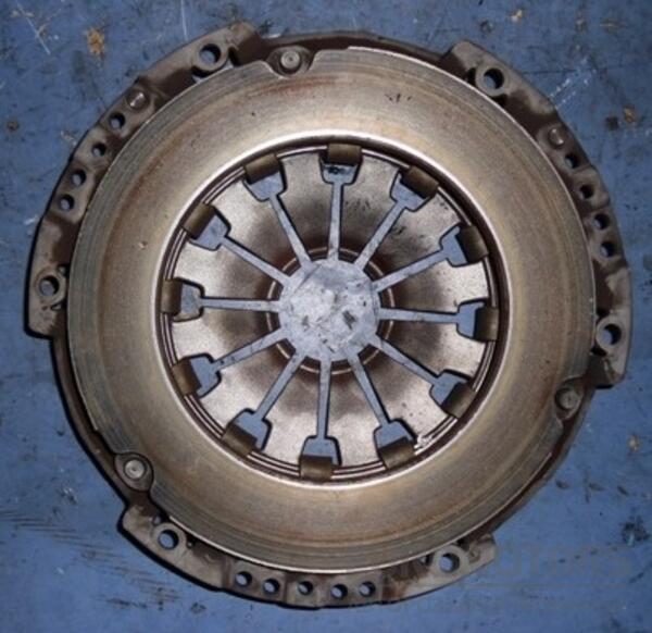 Корзина зчеплення Fiat Grande Punto 1.3MJet 2005 55231680 20206 - 2