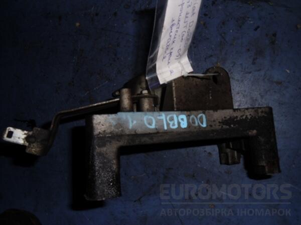 Кронштейн кріплення двигуна Fiat Doblo 1.3Mjet 2000-2009 55189875 21282 - 2
