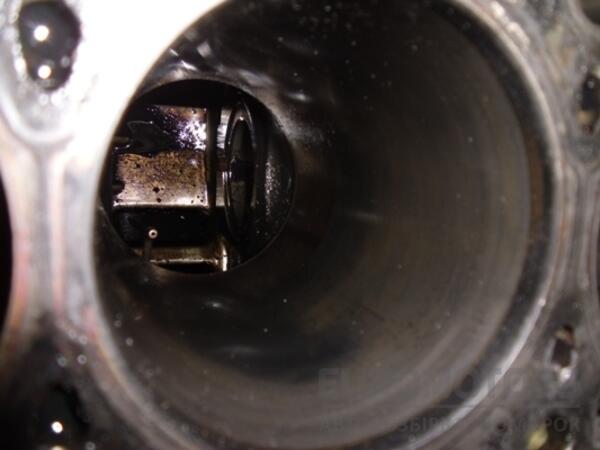Блок двигуна Mazda 6 2.0di 2002-2007 RF5C 21680 - 5