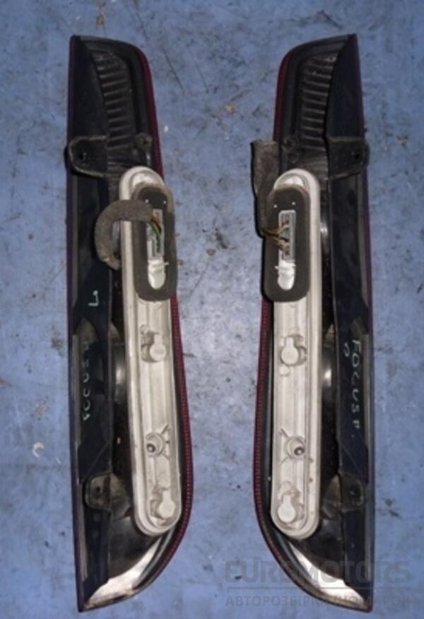 Фонарь левый универсал -08 Ford Focus (II) 2004-2011 4M5113405F 21970 - 2