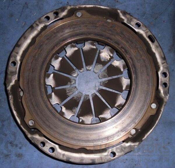 Корзина сцепления D214 Toyota Yaris 1.33 16V 2006-2011 3121052130 23290 - 2
