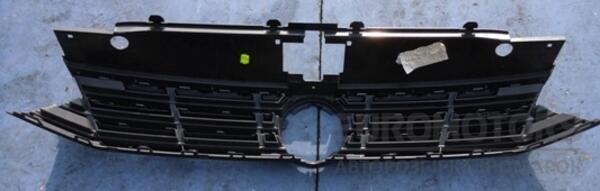 Решітка радіатора (R-LINE) VW Passat (B8) 2015 3G0853653E 24460 - 2