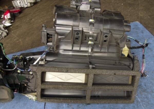 Корпус обігрівача салону з конд (грубка в зборі) Jeep Grand Cherokee 2005-2010 55116902ag 24596 - 2