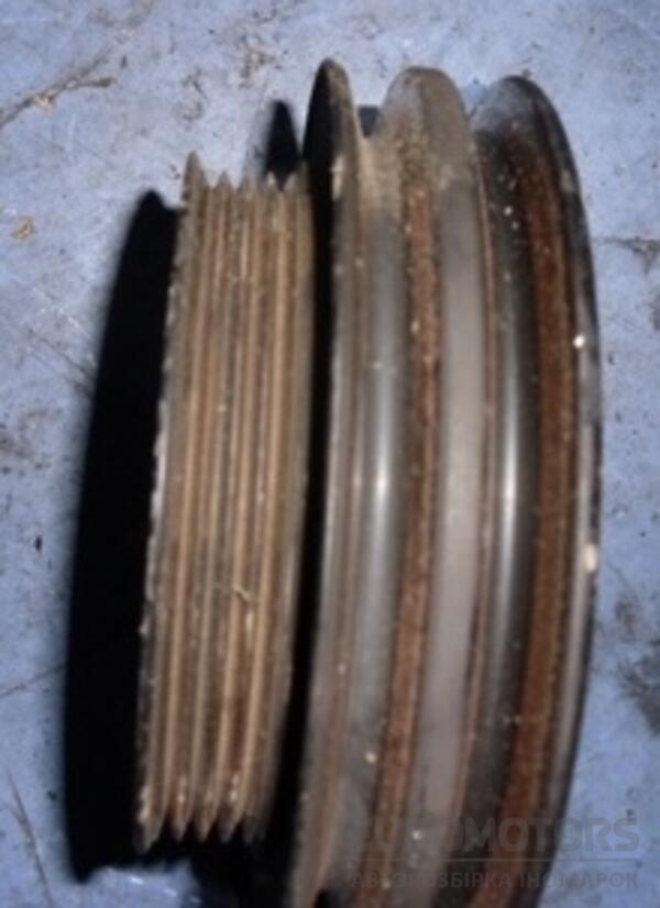 Шкив помпы 2 клин + 4 ручейка Hyundai H1 2.5td 1997-2007 25039 - 2