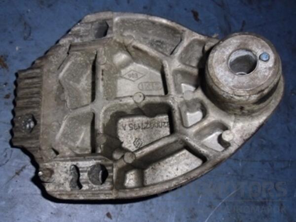 Кронштейн крепления подушки двигателя правый Renault Master 2.5dCi 1998-2010 8200027175 25553 - 2