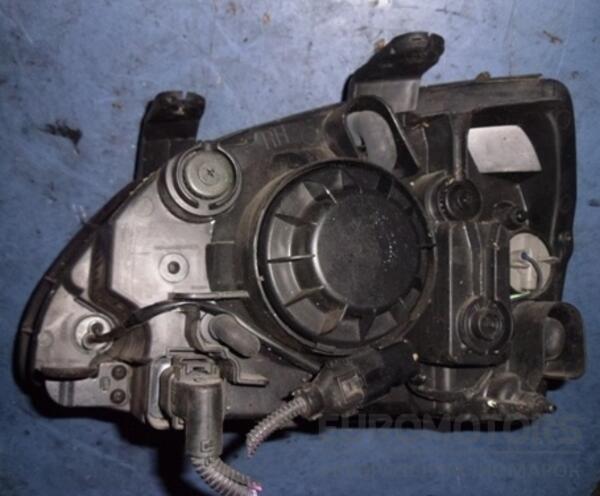 Фара правая Kia Carens 2002-2006 25821 - 2