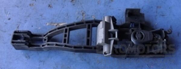 Кронштейн ручки двери передний левый Ford Focus (II) 2004-2011 3m51r224a36bf 26716 - 2