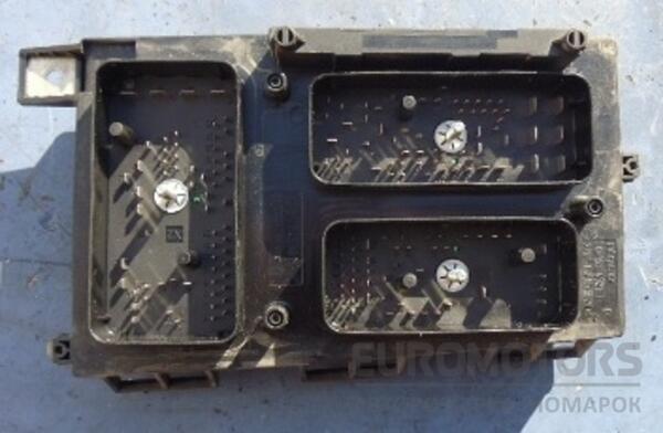 Блок запобіжників моторного відсіку Opel Astra (H) 2004-2010 13250232 28059 - 2
