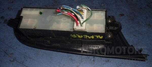 Блок управления стеклоподъемниками передний левый Nissan Almera (N16) 2000-2006 28520 - 2
