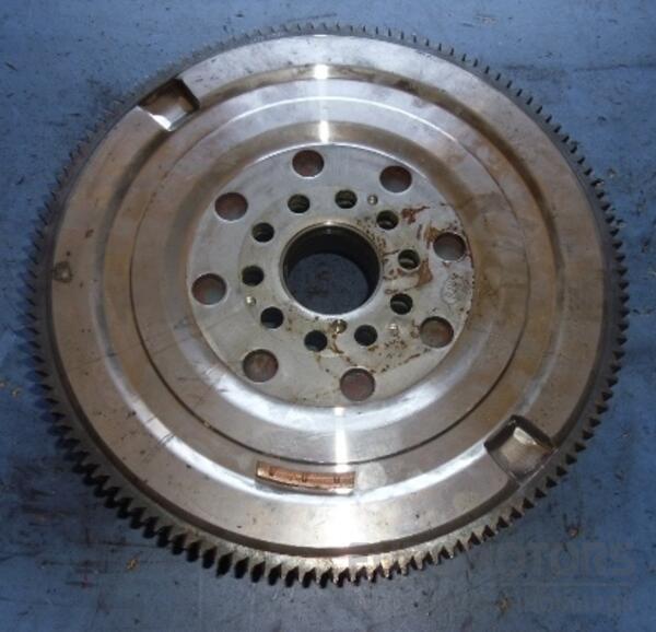 Маховик демпферный Volvo V40 2.0 16V 2012 31325682 28986 - 2