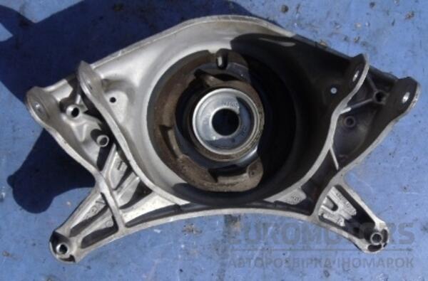Опора переднего амортизатора верхняя Audi A4 (B8) 2007-2015 8K0412384F 30801 - 2