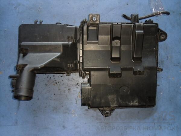 Корпус воздушного фильтра Mazda 3 1.6 16V 2003-2009 1001407041 31524 - 2