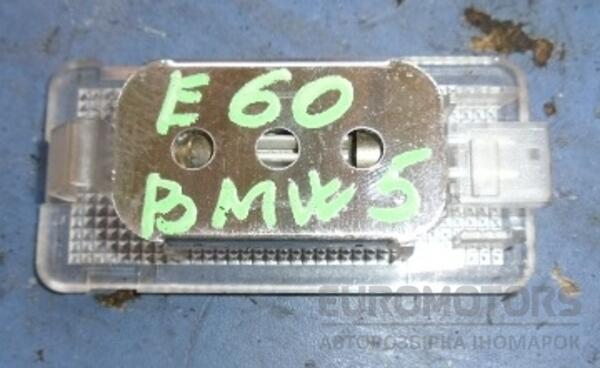 Плафон салонний підсвічування бардачка BMW 5 (E60/E61) 2003-2010 63318360588 31758 - 2