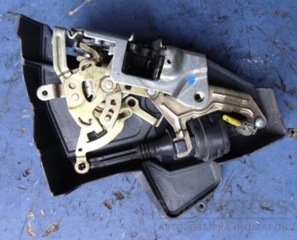Замок двері задній правий Mercedes C-class (W202) 1993-2000 2027330408 32701 - 2