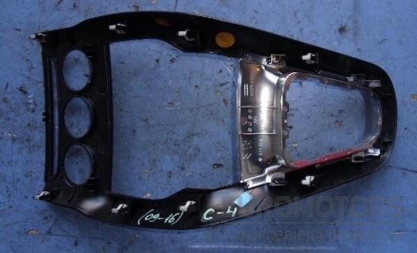 Накладка торпедо центральная Citroen C3 2009-2016 9684153677 32858 - 2
