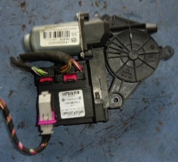 Моторчик стеклоподъемника передний левый Skoda Octavia (A5) 2004-2013 1t0959701d 33120 - 2