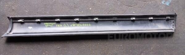 Накладка двери передней левой VW Touareg 2002-2010 7l6837787 33837 - 2