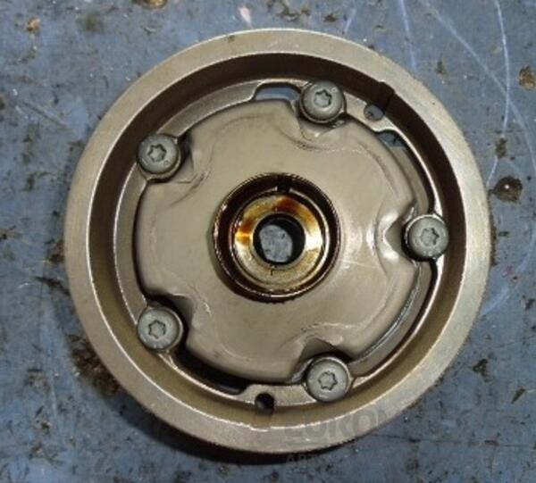 Шестерня випускного распредвала Opel Astra 1.6 16V (H) 2004-2010 5636631 33884 - 2