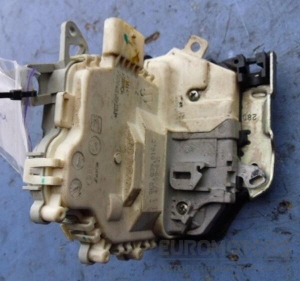 Замок двері задній правий Audi A4 (B8) 2007-2015 8K0839016C 33984 - 2
