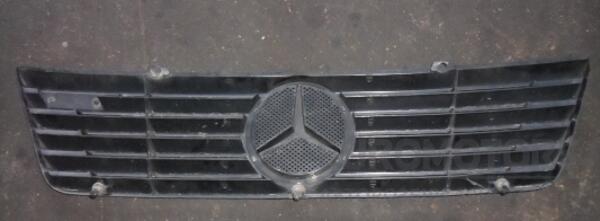 Решетка радиатора -00 Mercedes Sprinter (901/905) 1995-2006 9018880123 34153 - 2