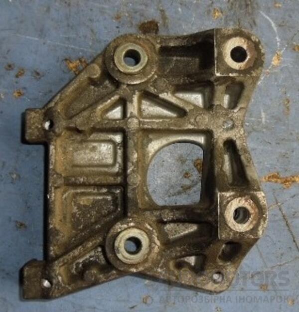 Кронштейн кондиционера Mazda 6 2.0di 2002-2007 rf7L15810 34904 - 2