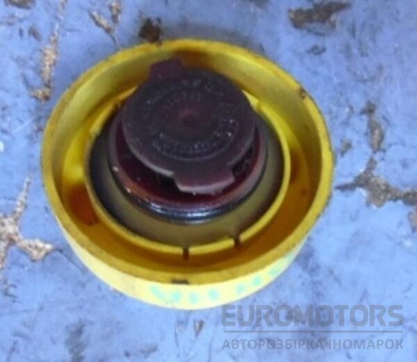 Кришка маслозаливной горловини Renault Kangoo 1998-2008 8200800258 35347 - 2