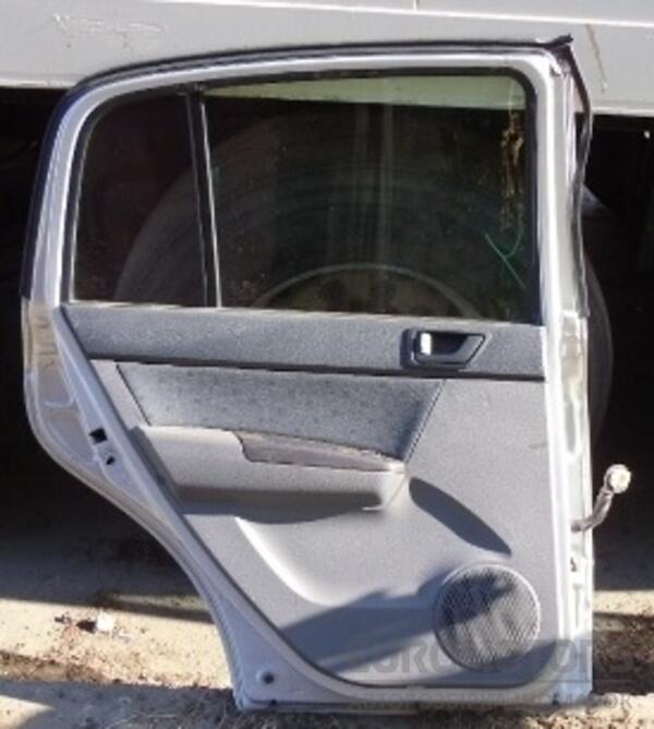 Дверь задняя левая голая Hyundai Getz 2002-2010 770031C020 35379 - 2