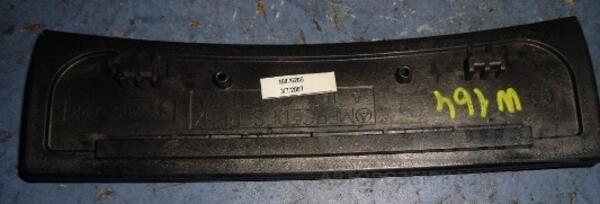 Накладка Mercedes M-Class (W164) 2005-2011 A1646801117 36477 - 2
